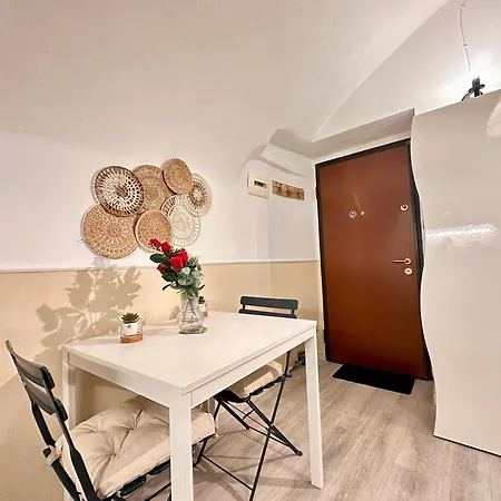 아파트 Le Petit Nid - Air Conditioning - A Few Steps From Casino And Ariston